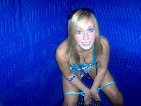 Manda Bombshell Athletic Slender Gorgeous Female Stunning Manda Bombshell Athletic Slender Gorgeous Female Stunning