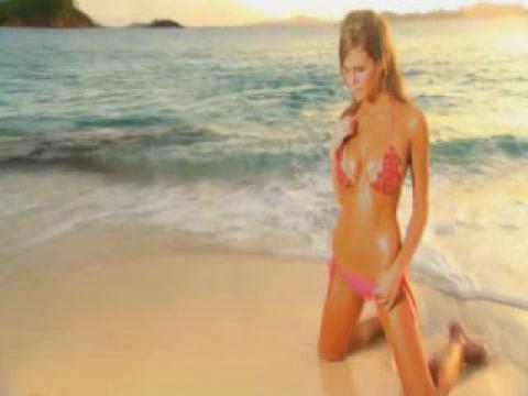 Brooklyn Decker Wet Teen Hollywood Bikini Bombshell Stunning