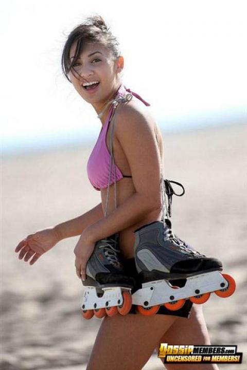 Francia Raisa Teen Bombshell Hollywood Stunning Athletic Hot