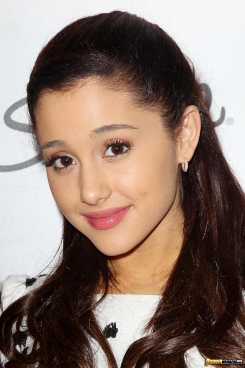 Ariana Grande New York Teen Bombshell Hollywood Stunning Hot