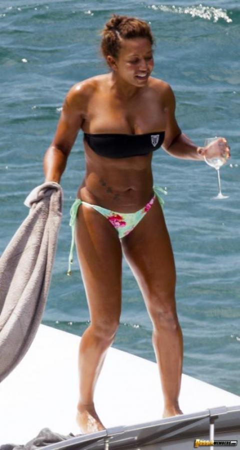 Mel B Boat Booty Ebony Ethnic Hollywood Stunning Athletic