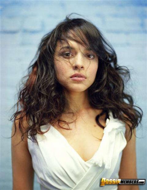 Norah Jones Glamour Indian Indian Ethnic Asian Athletic Babe