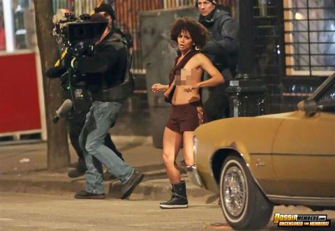 Halle Berry Paparazzi Softcore Slender Female Actress Cute