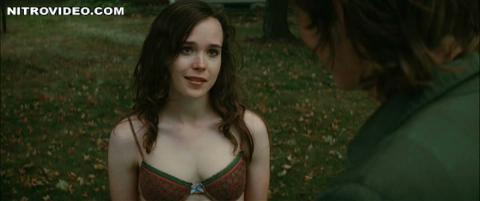 Ellen Page Whip It Celebrity Beautiful Posing Hot Hot Babe