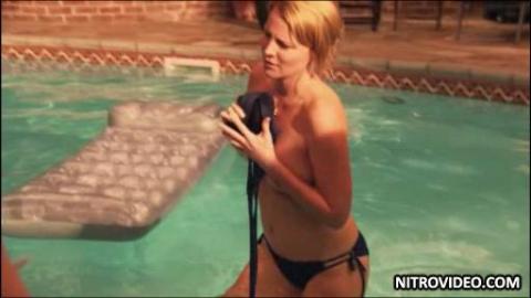Marlee Matlin L Word Lgb Tease Celebrity Sexy Posing Hot Hot