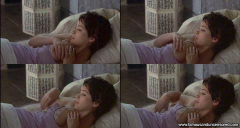Winona Ryder New York Bed Nude Scene Actress Cute Celebrity