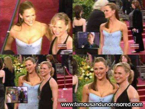 Jennifer Garner Nude Sexy Scene Red Carpet Devil Awards Car