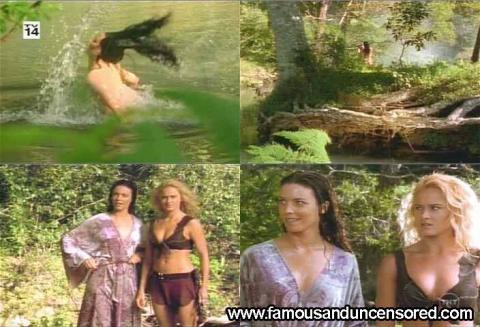 Rachel Blakely Jumping Lake Famous Posing Hot Female Actress