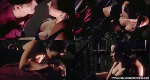 Jennifer Tilly Nude Sexy Scene Embrace Of The Vampire Bra Hd