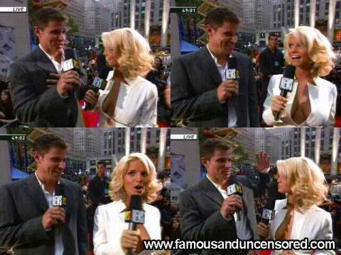 Jessica Simpson Nude Sexy Scene Red Carpet Interview Awards