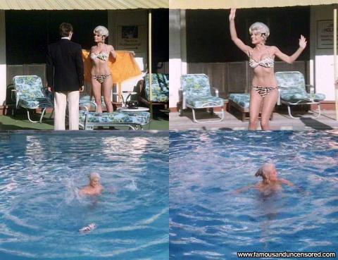 Loni Anderson Nude Sexy Scene Orange Emo Pool Bikini Actress