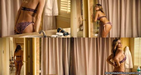 Carmen Electra Nude Sexy Scene Bathroom Shower Emo Panties