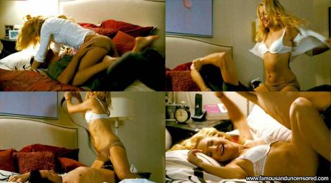 Kate Hudson Friends Shirt Emo Nice Panties Bed Bra Celebrity