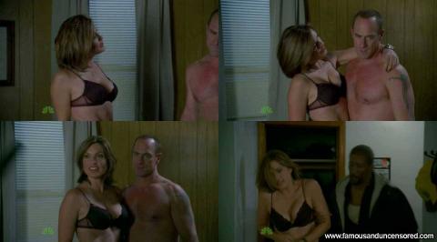 Mariska Hargitay Escort Braces Couple Nice Bra Celebrity Hd