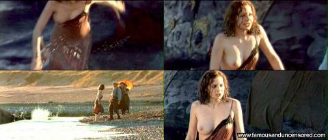 Merce Llorens Nude Sexy Scene Whore Beach Posing Hot Famous