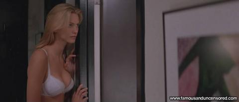 Natasha Henstridge Species Escort Shower Topless Bra Sexy Hd