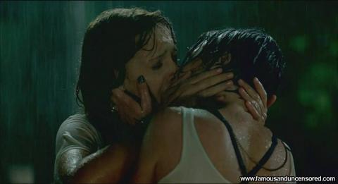 Duna Jove Nude Sexy Scene Mentiras Y Gordas Kissing Lesbian