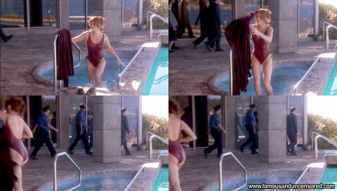 Angie Everhart Nude Sexy Scene Swimsuit Spa Ass Gorgeous Hd