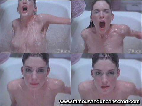 Lara Flynn Boyle Nude Sexy Scene American Topless Beautiful