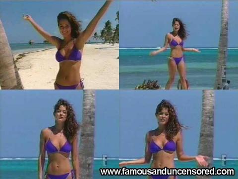 Brooke Burke Wild On Wild Bikini Posing Hot Beautiful Famous