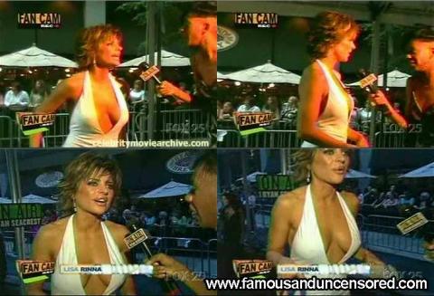 Lisa Rinna Nude Sexy Scene Sea Omani Bra Posing Hot Famous