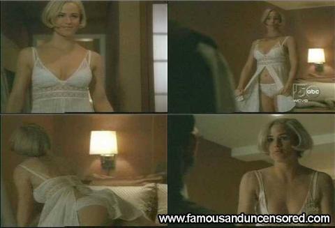 Jennifer Garner Alias Flashing Panties Bed Beautiful Sexy Hd