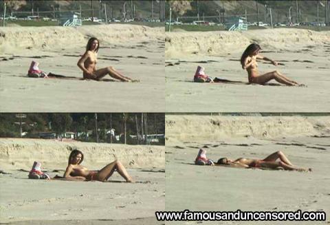 Leilani Dowding Nude Sexy Scene Beach Paparazzi Bikini Doll