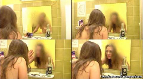 Fiona Horsey Sister Bathroom Topless Posing Hot Actress Babe