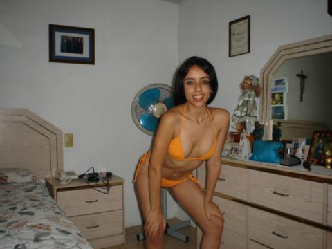 amateur emo girls videos jerkoff on the beach girls