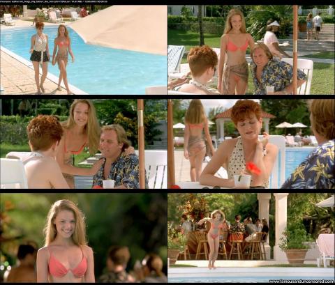 Katherine Heigl Omani Pool Bikini Posing Hot Hd Female Babe