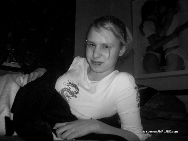 Gema Piercings Goth Emo Facial Chick Blonde Showing Ass Nice Gema Piercings Goth Emo Facial Chick Blonde Showing Ass Nice