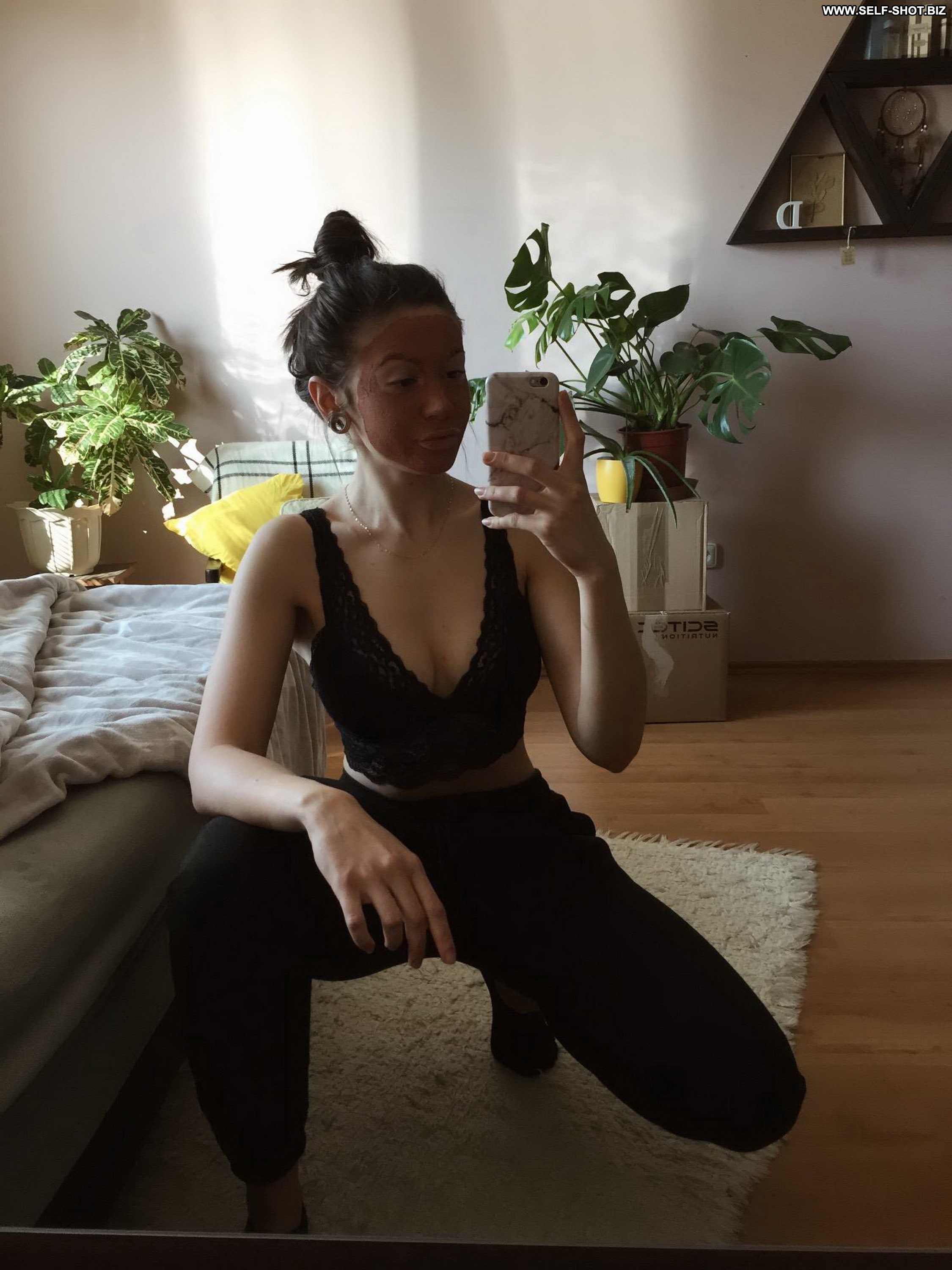 Neoma Amateur Girl Mirror Bra Leaks Xxx Czech Girl Sexy