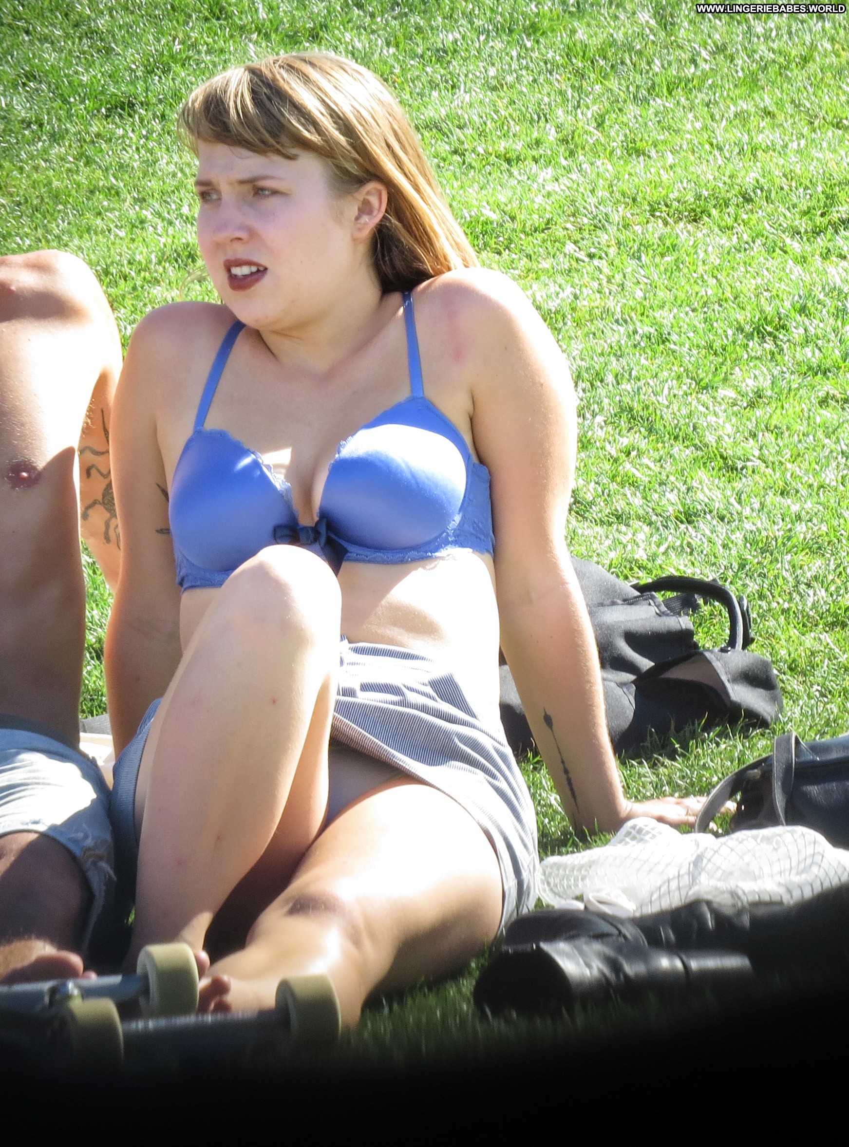 Reba Ass The Voyeur Hot Caught Xxx Park Amateur Girl image photo