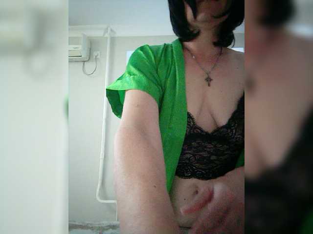 Cam Model -AMELIA- Brunette Female Medium Tits Jerking Anal Fisting Butt Fuck