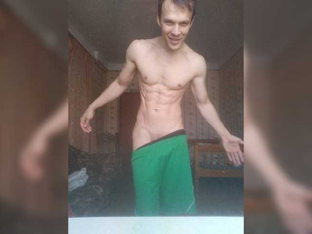 Cam Model AkaEast White Speaks Russian Mobile Live Male Blue Eyes Gay