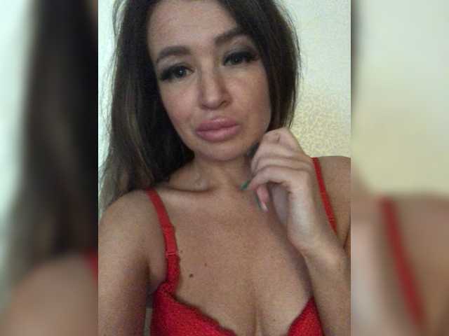 Cam Model Aleksa-11 Facesitting Teasing Caucasian Young Woman Medium Tits