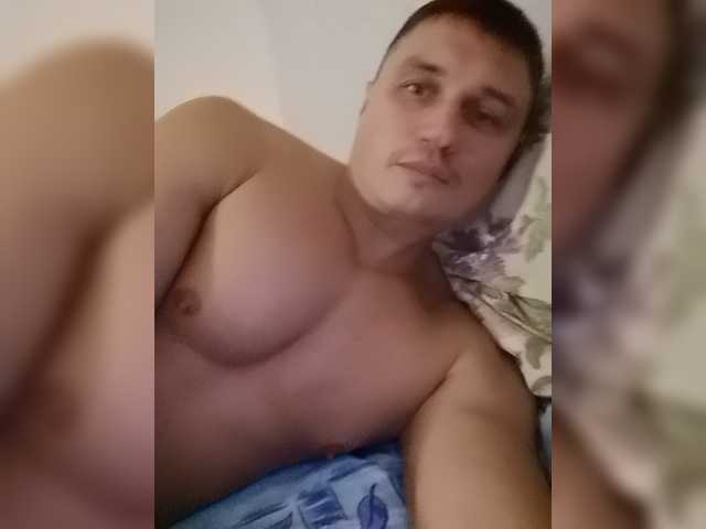 Cam Model Aleksei572 Enjoying Male Russian Guy Middle Eastern Webcam Gay