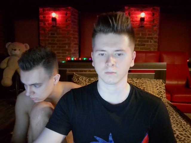 Alexxx_d Caucasian Webcam Model Cum On Ass Sucking Enjoying Fucking Medium Height Dicksucking Speaks Ukrainian Cum Inside Brunette Gay Couple Kissing Gay Green