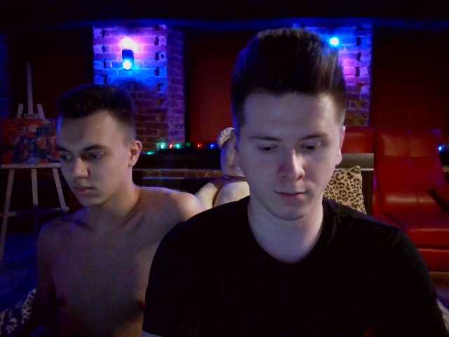 Alexxx_d Caucasian Webcam Model Cum On Ass Sucking Enjoying Fucking Medium Height Dicksucking Speaks Ukrainian Cum Inside Brunette Gay Couple Kissing Gay Green