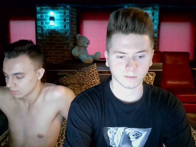 Cam Model Alexxx_D White Speaks English Fucking Love Making Guy Caucasian Gay