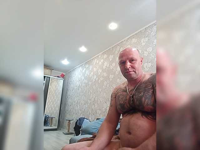 Andre1976-1-1 Russian Fucking Hard Medium Penis Webcam Speaks Russian