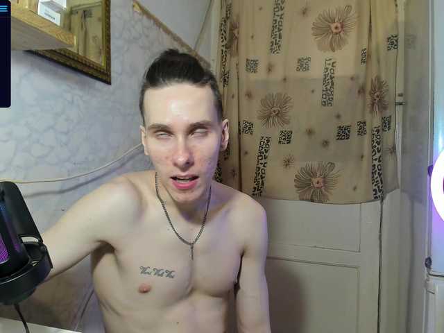 IncredibleGuy Stripping Recordable Dildofucking Speaks English Webcam
