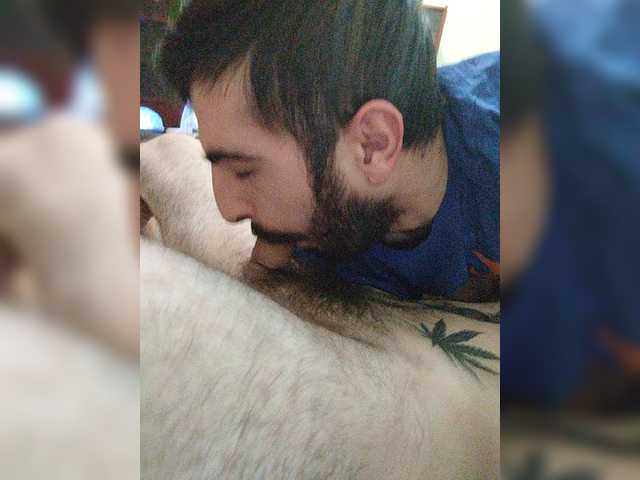 Cam Model Barney_Teddy White Shaved Penis Brown Eyes Love Making Kissing Sucking