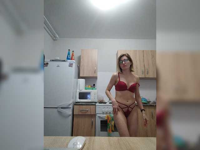 Beautyd Caucasian Tugging Games Webcam Teasing Medium Butt Rubbing Cum On Face Dildofucking Massage Butt Fuck Licking Lovense Speaks Russian No Fucking English