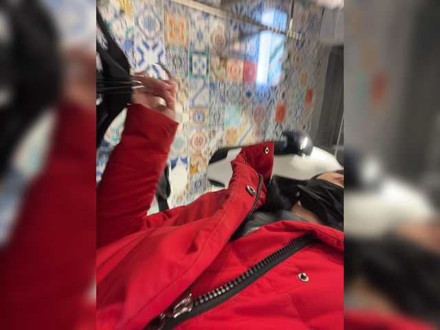 Cam Model BellaLike Webcam Pussyrubbing Butt Fuck Speaks English