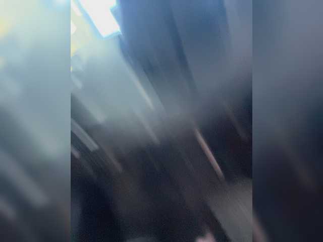 Cam Model BellaLike Squirt Enjoying Dildoing Teasing Flashing Fisting Chatting