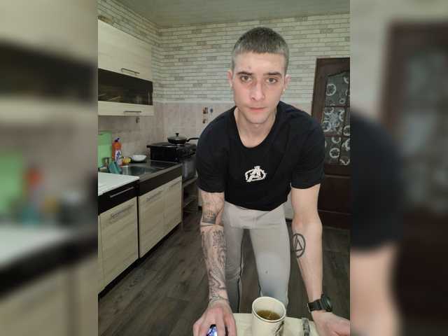 Cam Model BlackBoston77 Male Webcam Webcam Model Chatting Large Penis Blonde