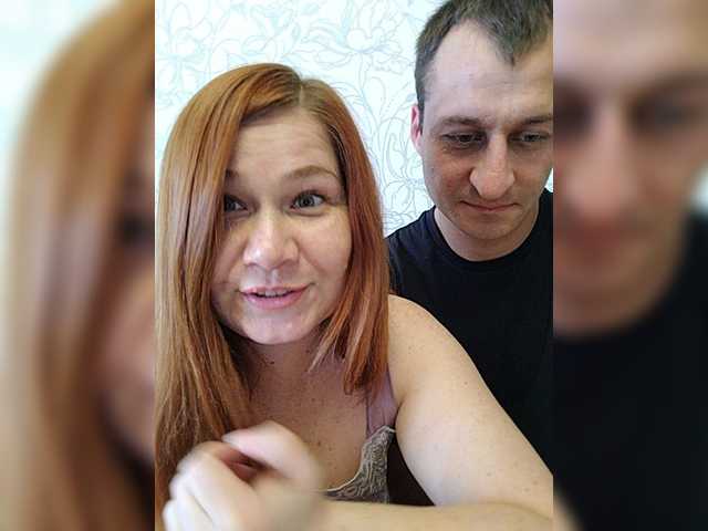 Cam Model Brodyagki Speaks Ukrainian Straight Couple Green Eyes Medium Boobs