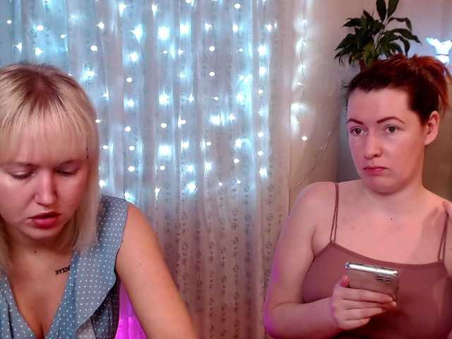ChelseaDeli Lesbian Couple Pussyeating Games Fucking Pussy Dancing