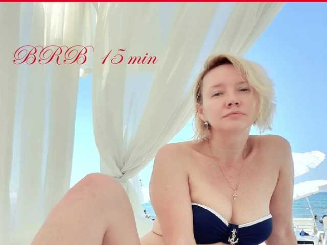 Cam Model Colette1W Hd Cam Stripping Smoking King Of The Room Blue Eyes